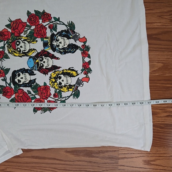 NWOT Torrid Guns 'N Roses Classic Fit Crew Tee - Picture 6 of 11
